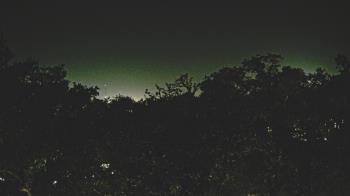 Weather camera view of Metairie Club Gardens.