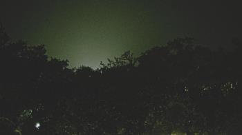 Weather camera view of Metairie Club Gardens.