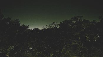 Weather camera view of Metairie Club Gardens.