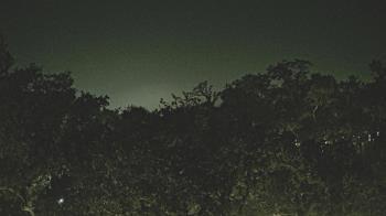 Weather camera view of Metairie Club Gardens.