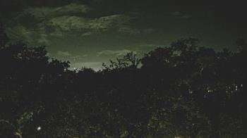 Weather camera view of Metairie Club Gardens.