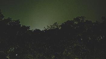 Weather camera view of Metairie Club Gardens.