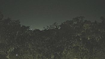 Weather camera view of Metairie Club Gardens.