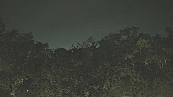 Weather camera view of Metairie Club Gardens.