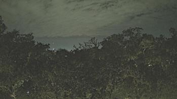 Weather camera view of Metairie Club Gardens.