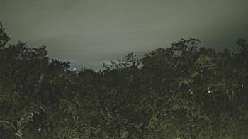 Weather camera view of Metairie Club Gardens.