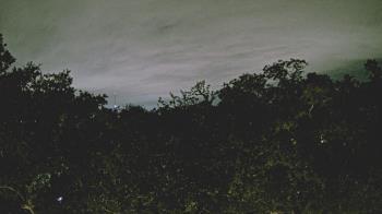 Weather camera view of Metairie Club Gardens.