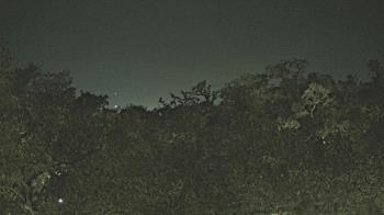 Weather camera view of Metairie Club Gardens.