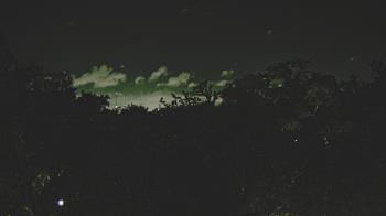 Weather camera view of Metairie Club Gardens.