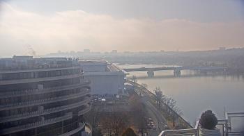 Weather camera view of The Watergate Hotel.