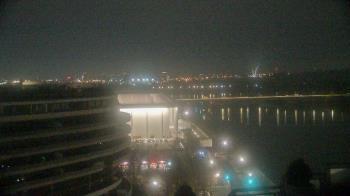 Weather camera view of The Watergate Hotel.
