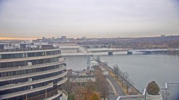 Weather camera view of The Watergate Hotel.