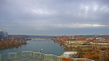 Weather camera view of The Watergate Hotel.