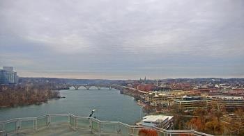Weather camera view of The Watergate Hotel.