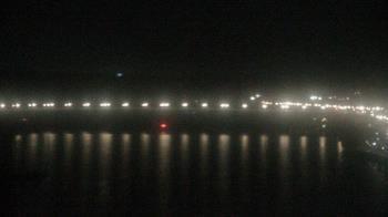 Weather camera view of The Watergate Hotel.