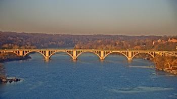 Weather camera view of The Watergate Hotel.