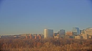 Weather camera view of The Watergate Hotel.