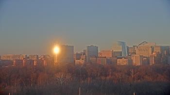 Weather camera view of The Watergate Hotel.