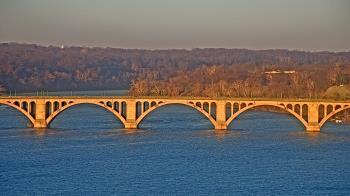 Weather camera view of The Watergate Hotel.