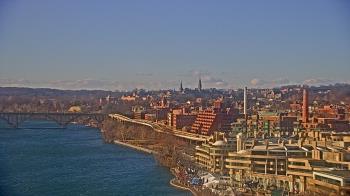 Weather camera view of The Watergate Hotel.
