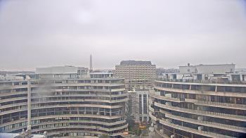 Weather camera view of The Watergate Hotel.
