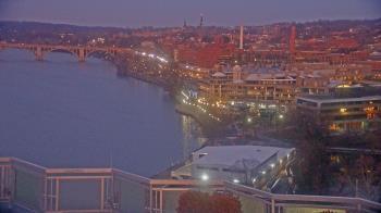 Weather camera view of The Watergate Hotel.