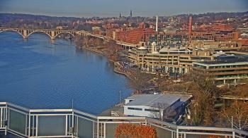 Weather camera view of The Watergate Hotel.