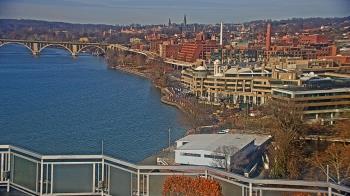 Weather camera view of The Watergate Hotel.