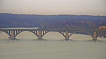 Weather camera view of The Watergate Hotel.