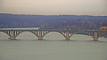 Weather camera view of The Watergate Hotel.