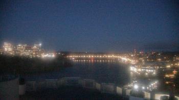 Weather camera view of The Watergate Hotel.