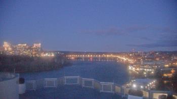 Weather camera view of The Watergate Hotel.