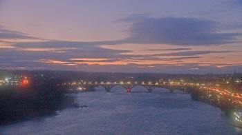 Weather camera view of The Watergate Hotel.