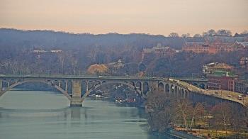 Weather camera view of The Watergate Hotel.