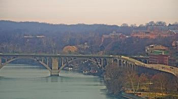 Weather camera view of The Watergate Hotel.