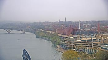 Weather camera view of The Watergate Hotel.