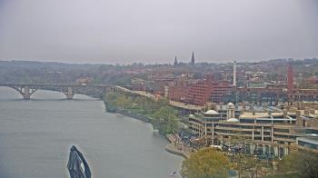 Weather camera view of The Watergate Hotel.