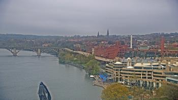 Weather camera view of The Watergate Hotel.