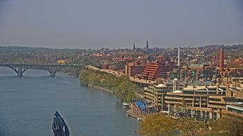 Weather camera view of The Watergate Hotel.