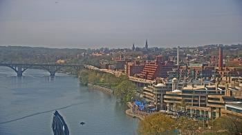 Weather camera view of The Watergate Hotel.