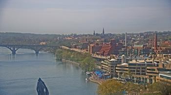 Weather camera view of The Watergate Hotel.