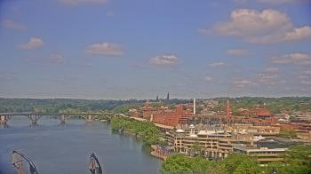 Weather camera view of The Watergate Hotel.