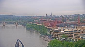 Weather camera view of The Watergate Hotel.