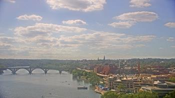 Weather camera view of The Watergate Hotel.