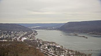 Weather camera view of WHTM Marysville Blue Mtn 1000 ft elev.