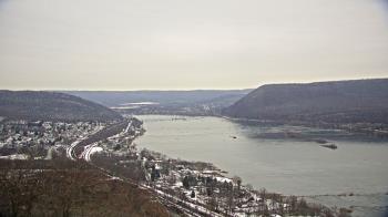 Weather camera view of WHTM Marysville Blue Mtn 1000 ft elev.