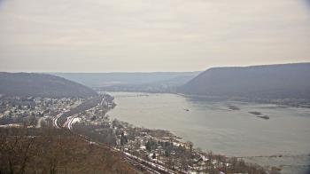 Weather camera view of WHTM Marysville Blue Mtn 1000 ft elev.