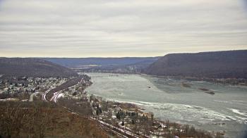 Weather camera view of WHTM Marysville Blue Mtn 1000 ft elev.