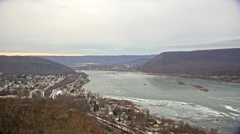 Weather camera view of WHTM Marysville Blue Mtn 1000 ft elev.