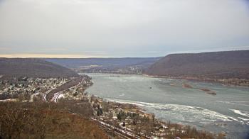 Weather camera view of WHTM Marysville Blue Mtn 1000 ft elev.